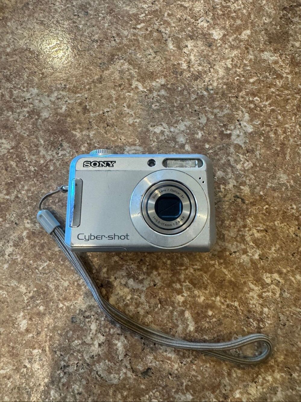 Sony Cyber-shot DSC-S650 7.2MP Digital Camera Silver Tested Working Y2K Digicam